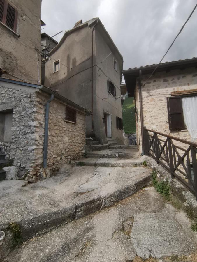 Villa Il Torrione Poggio Bustone Exterior foto